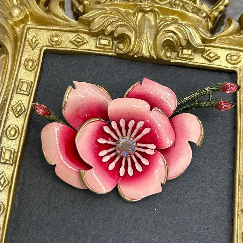 Vintage Lisner Oversized Pink Floral Brooch